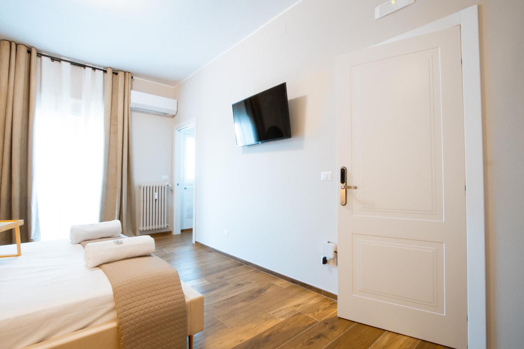 Arre Mida Hotel Bari Luaran gambar